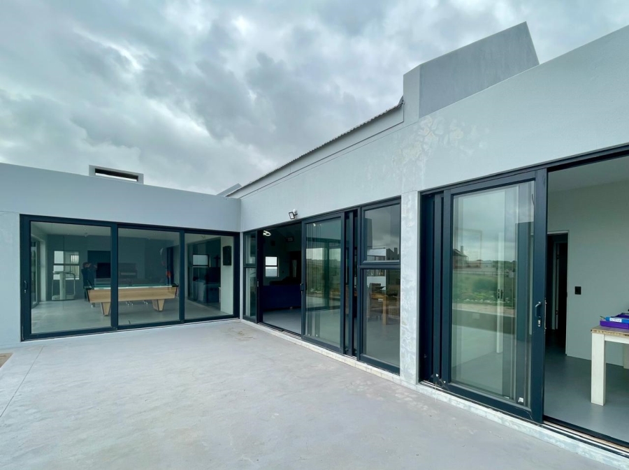 3 Bedroom Property for Sale in Olifantskop Western Cape